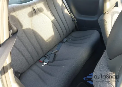 2000 Chevrolet Cavalier из США, поврежденный, VIN 1G1JC1243Y7273642